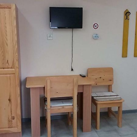 Нощувки Ботеви Šumen Exteriér fotografie